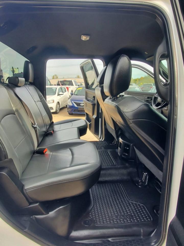 RAM 3500 Crew Cab 4WD DRW 2022