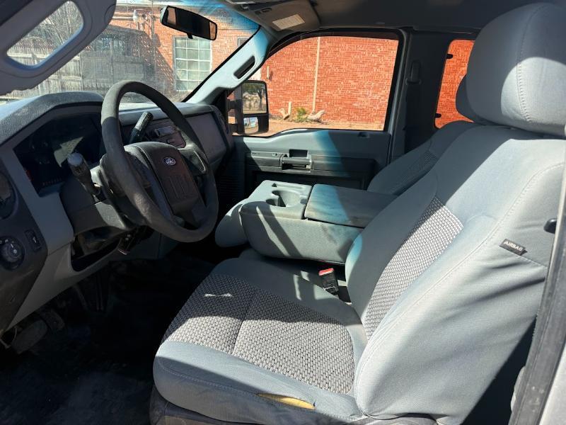 Ford F-250 SD Lariat SuperCab 2WD 2015