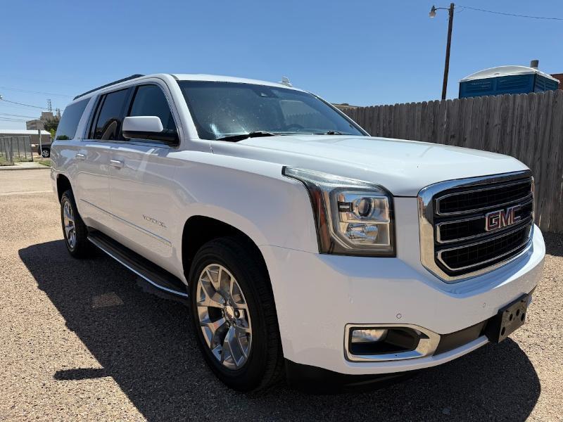 GMC Yukon XL SLT 2WD 2017