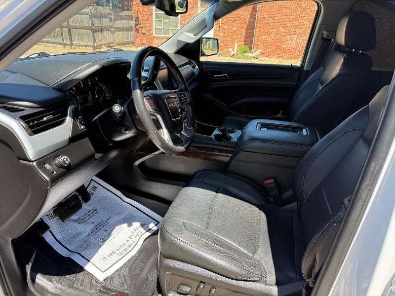 GMC Yukon XL SLT 2WD 2017