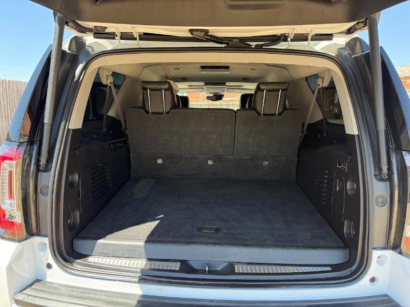 GMC Yukon XL SLT 2WD 2017