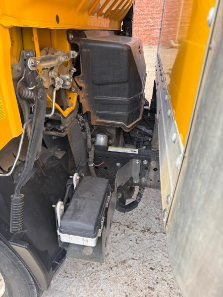 Isuzu Trucks NPR HD  2021