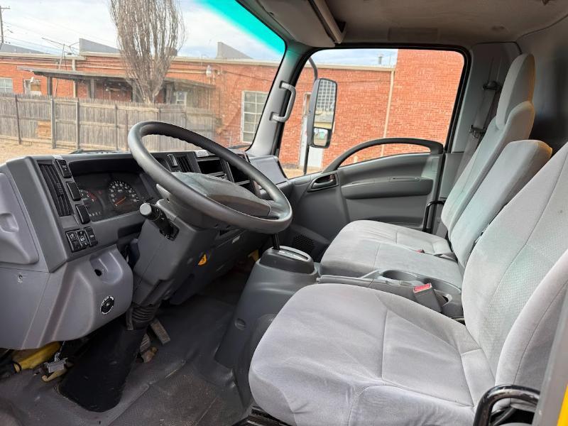 Isuzu Trucks NPR HD  2021