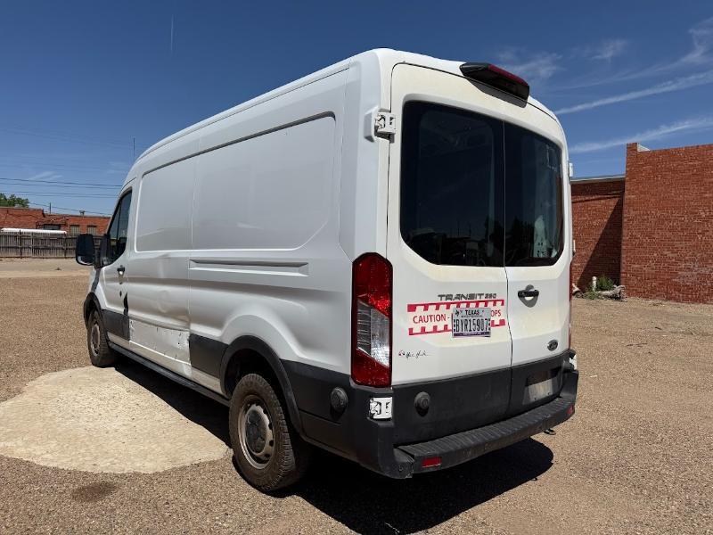Ford Transit 250 Van Med. Roof w/Sliding Pass. 130-in. WB 2020