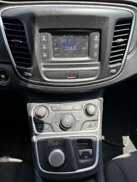 Chrysler 200 Limited 2015