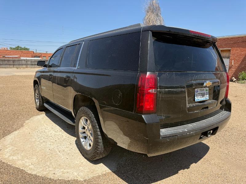 Chevrolet Suburban LT 4WD 2019