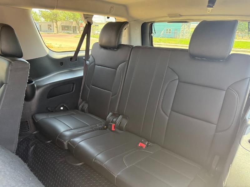 Chevrolet Suburban LT 4WD 2019