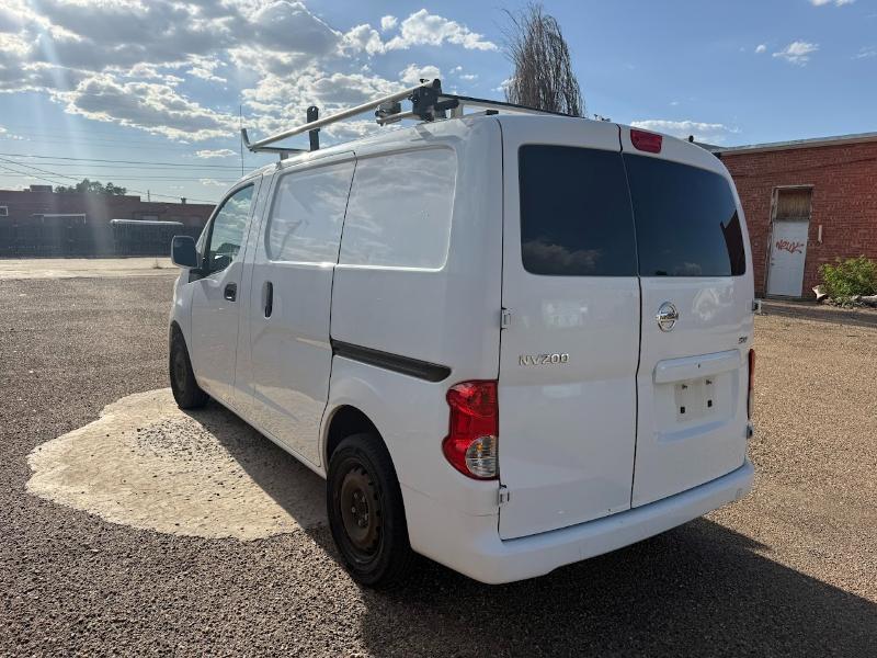 Nissan NV200 SV 2015