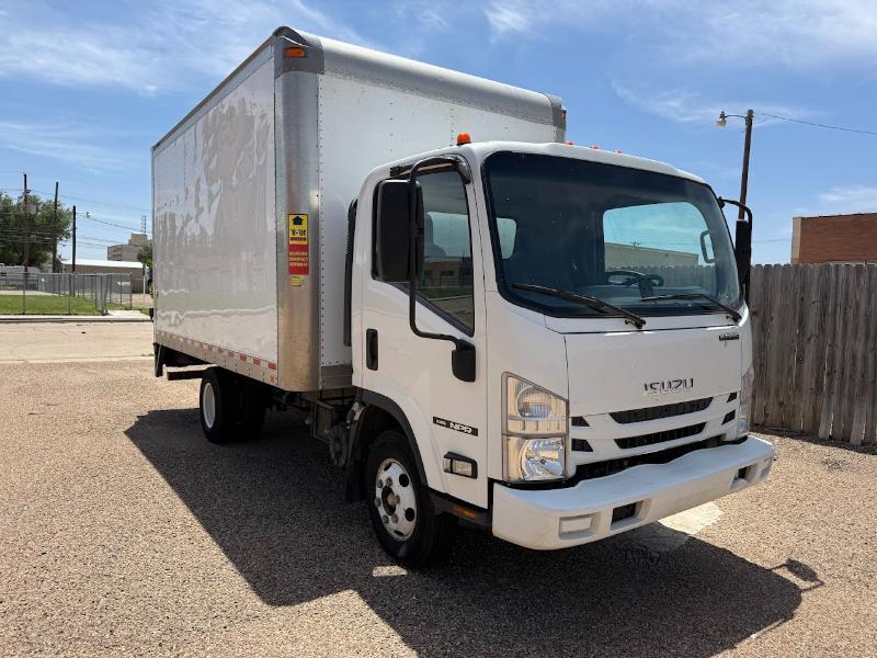 Isuzu NPR  2019