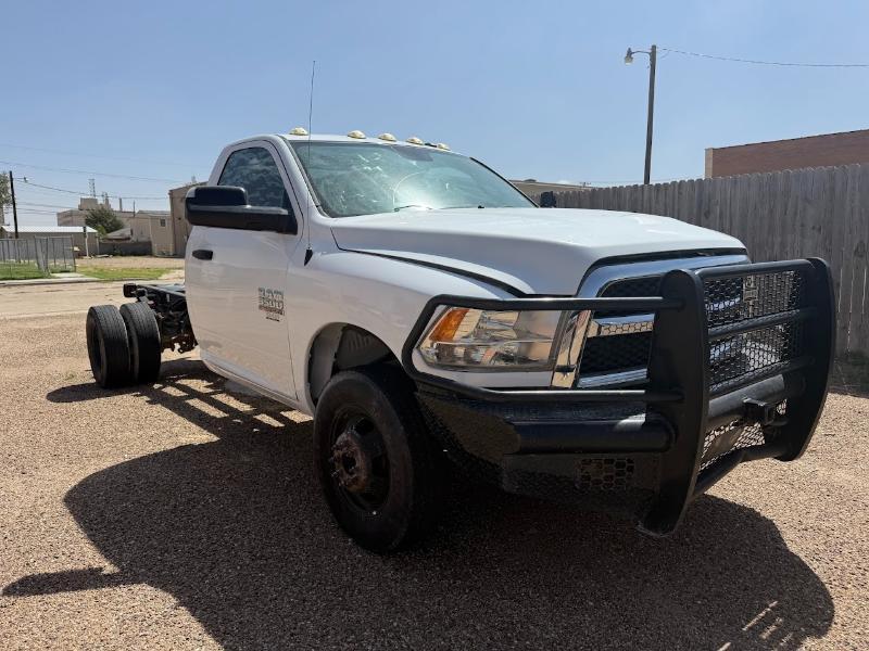 RAM 3500 Regular Cab 4WD DRW 2014