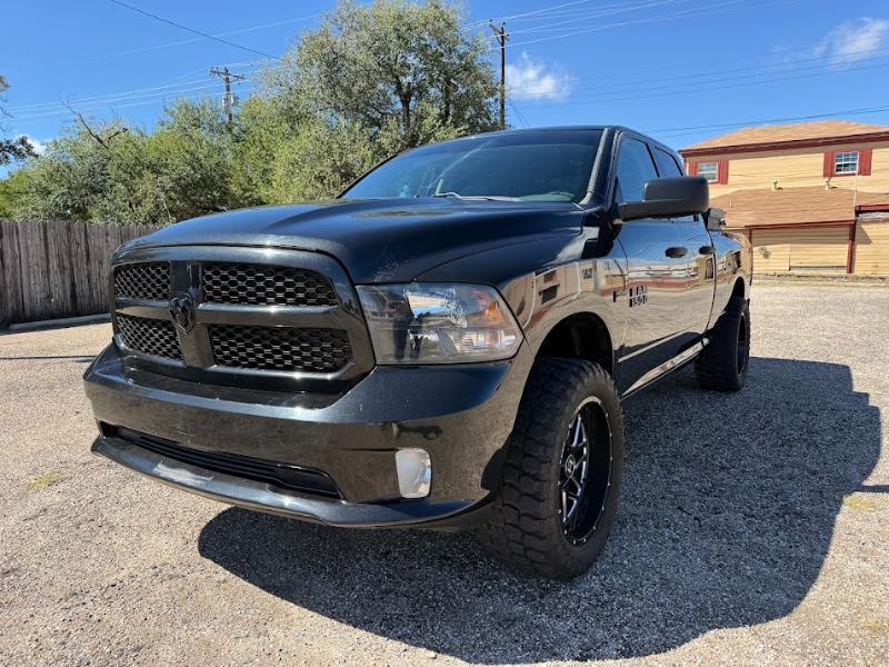 RAM 1500 Tradesman Quad Cab 2WD 2017