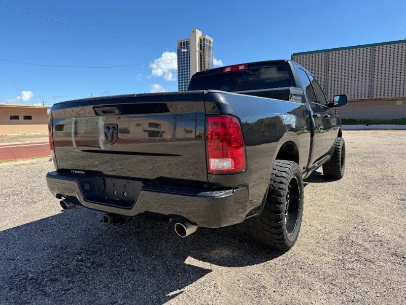 RAM 1500 Tradesman Quad Cab 2WD 2017