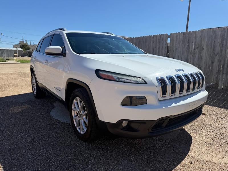 Jeep Cherokee Latitude FWD 2016