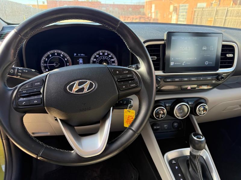 Hyundai Venue SEL 2021