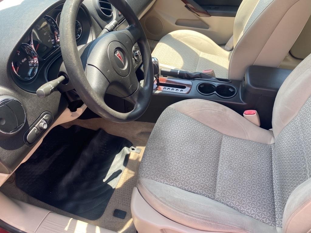 Pontiac G6  2009