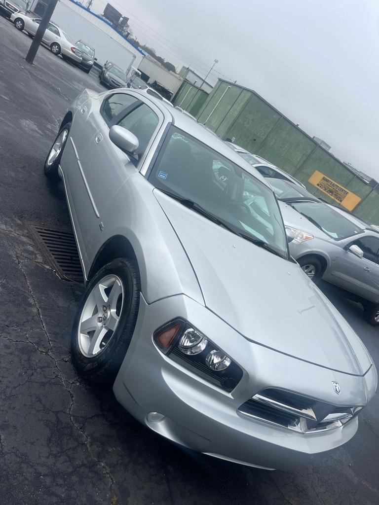 Dodge Charger  2010