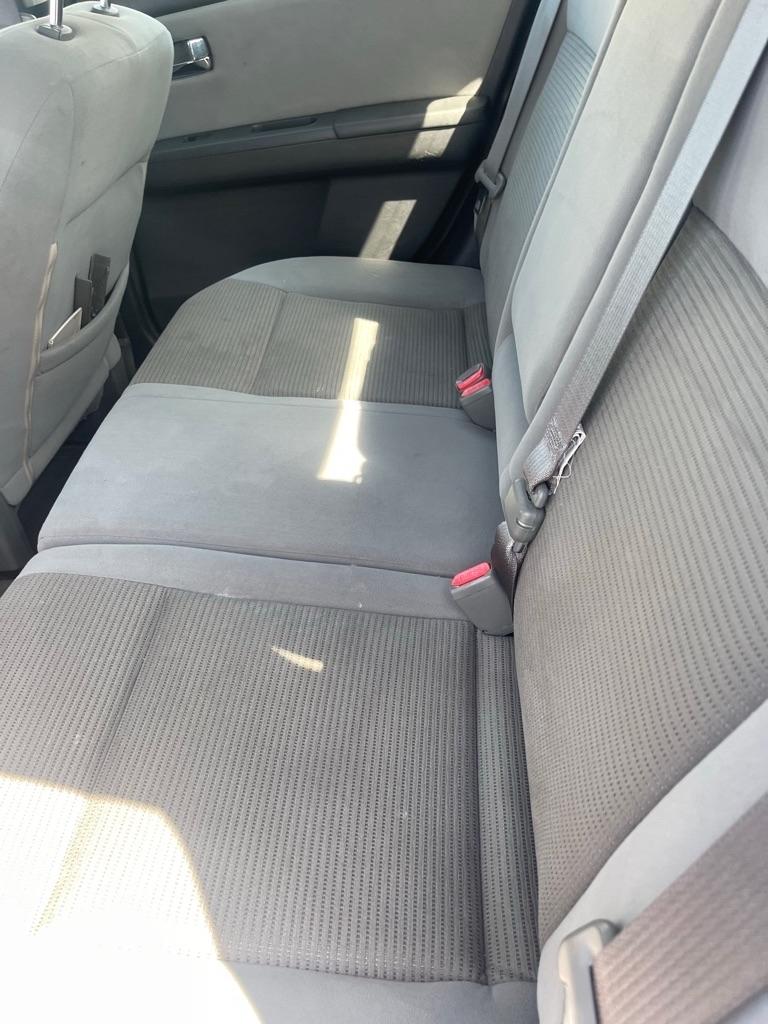 Nissan Sentra  2010