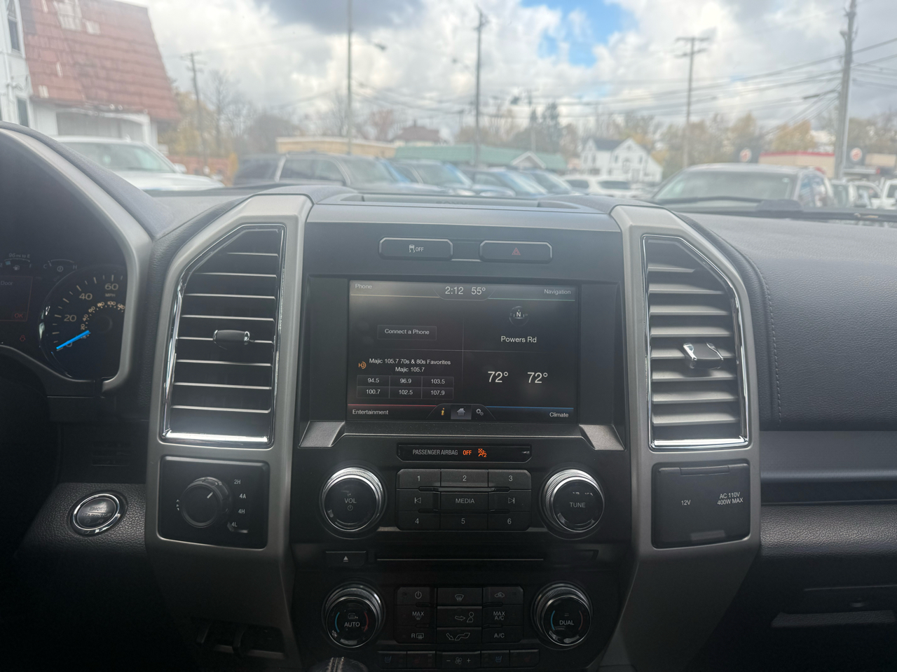 Ford F-150 XL SuperCrew 5.5-ft. Bed 4WD 2015 Ford F-150 XL SuperCrew 5.5-ft. Bed 4WD 2015