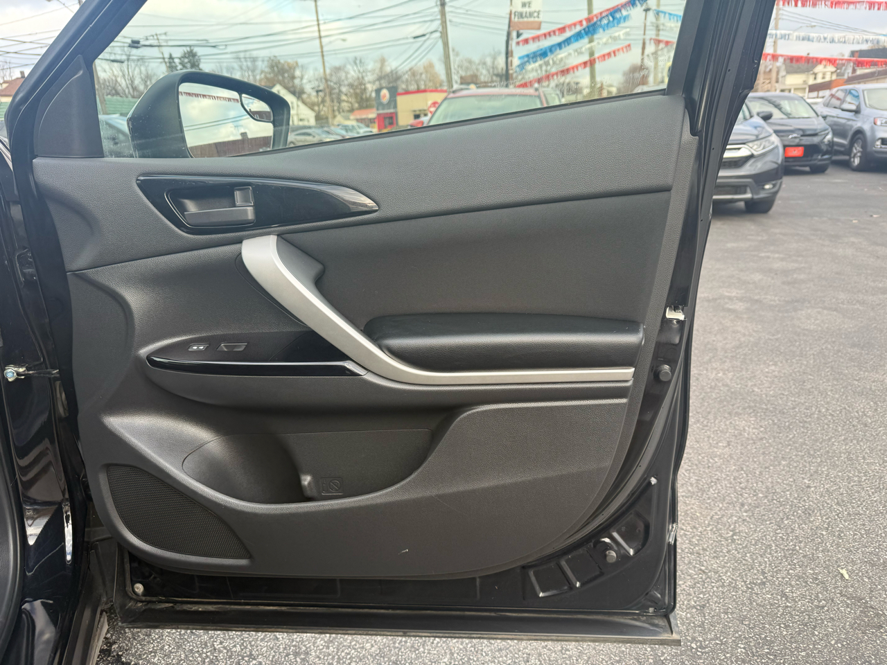 Mitsubishi Eclipse Cross LE AWD 2022