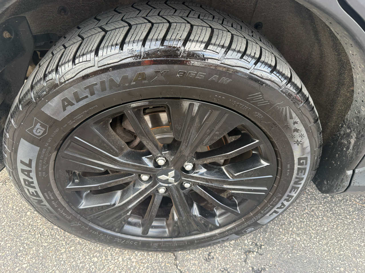 Mitsubishi Eclipse Cross LE AWD 2022