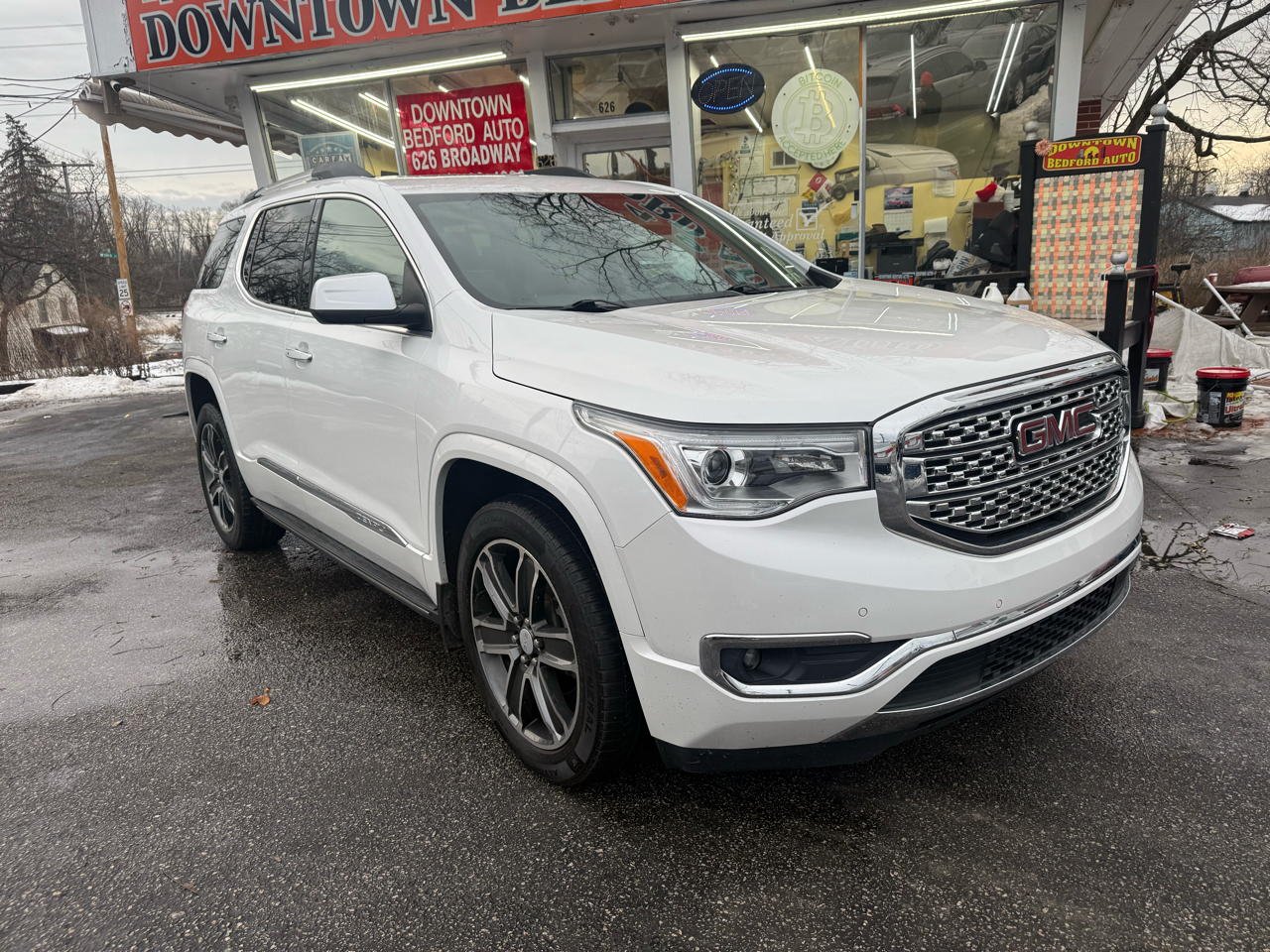 GMC Acadia Denali AWD 2017