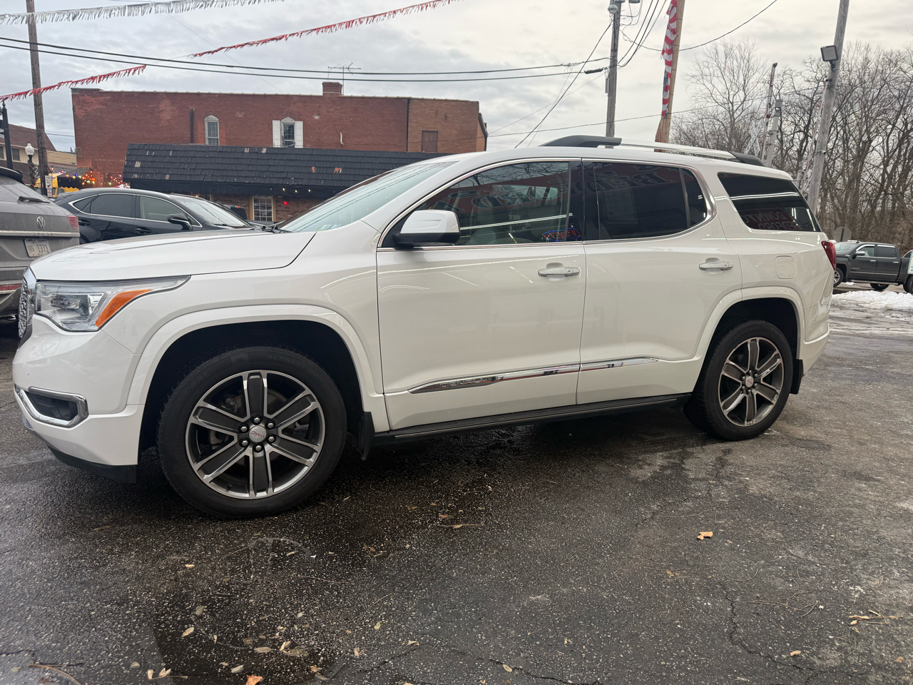 GMC Acadia Denali AWD 2017