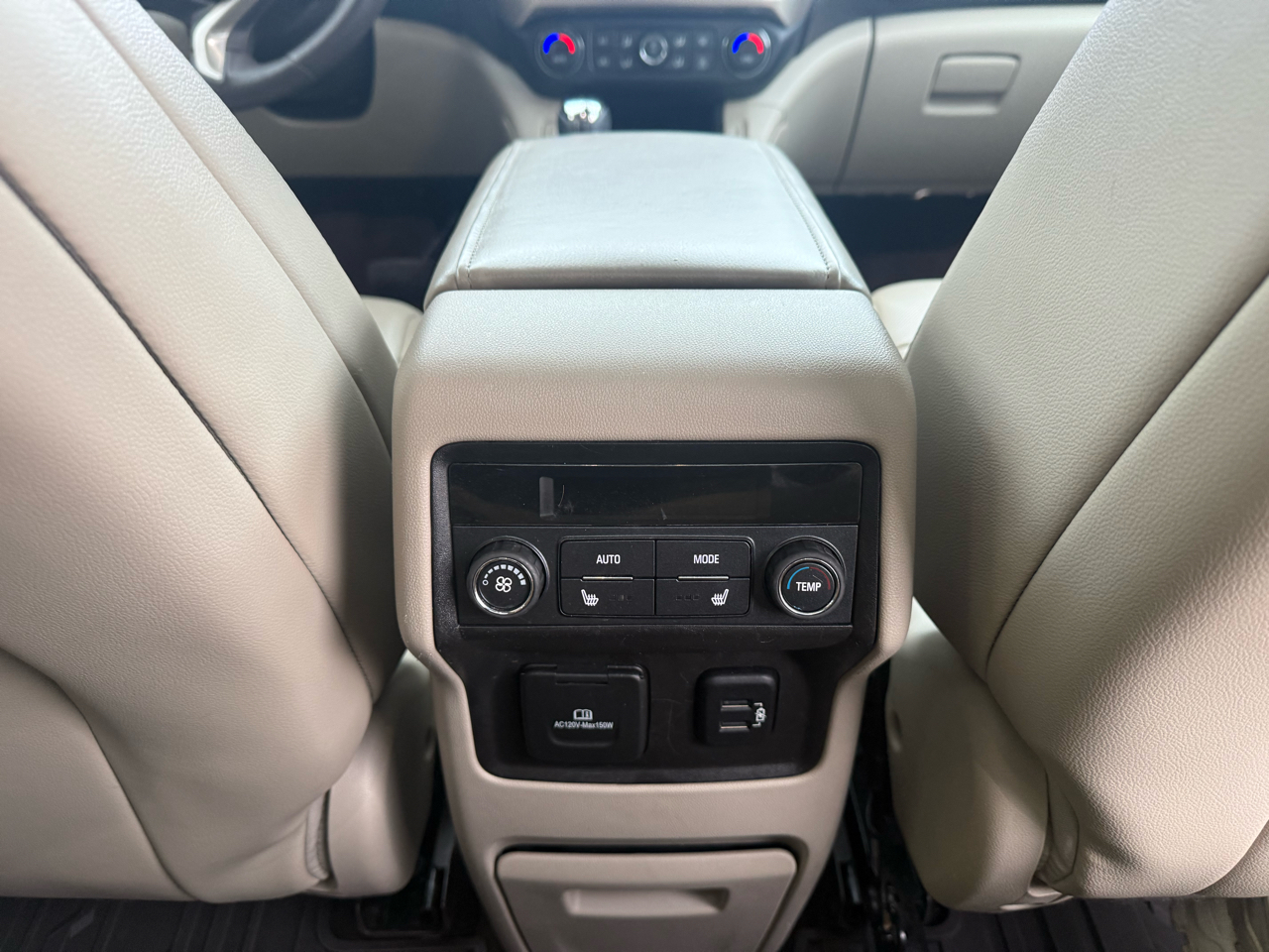 GMC Acadia Denali AWD 2017