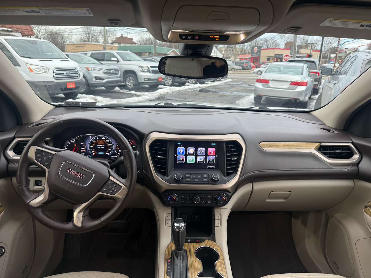 GMC Acadia Denali AWD 2017