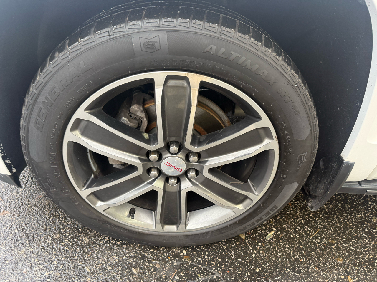 GMC Acadia Denali AWD 2017