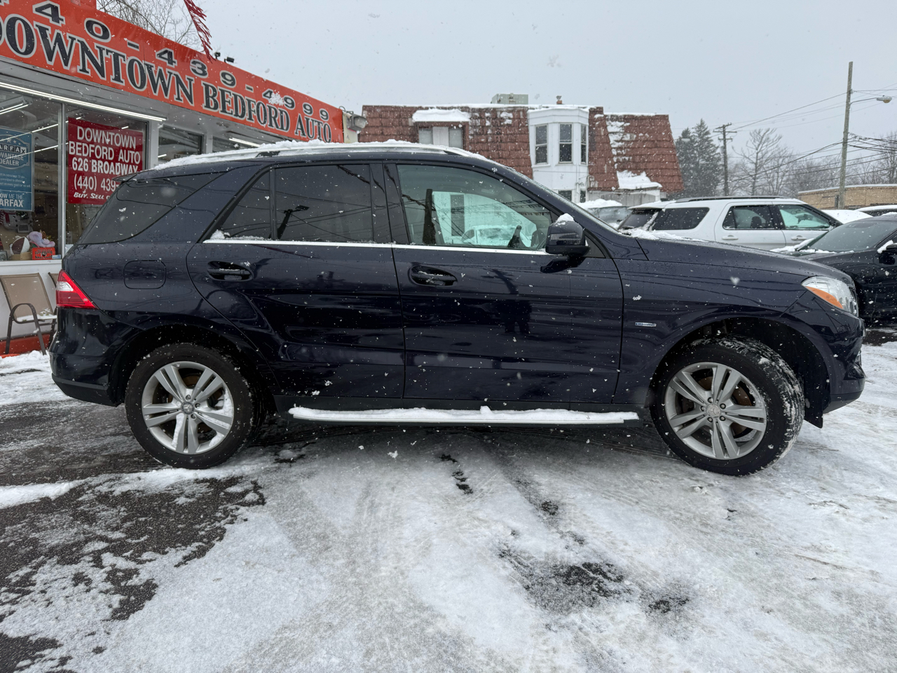 Mercedes-Benz M-Class ML350 4MATIC 2012