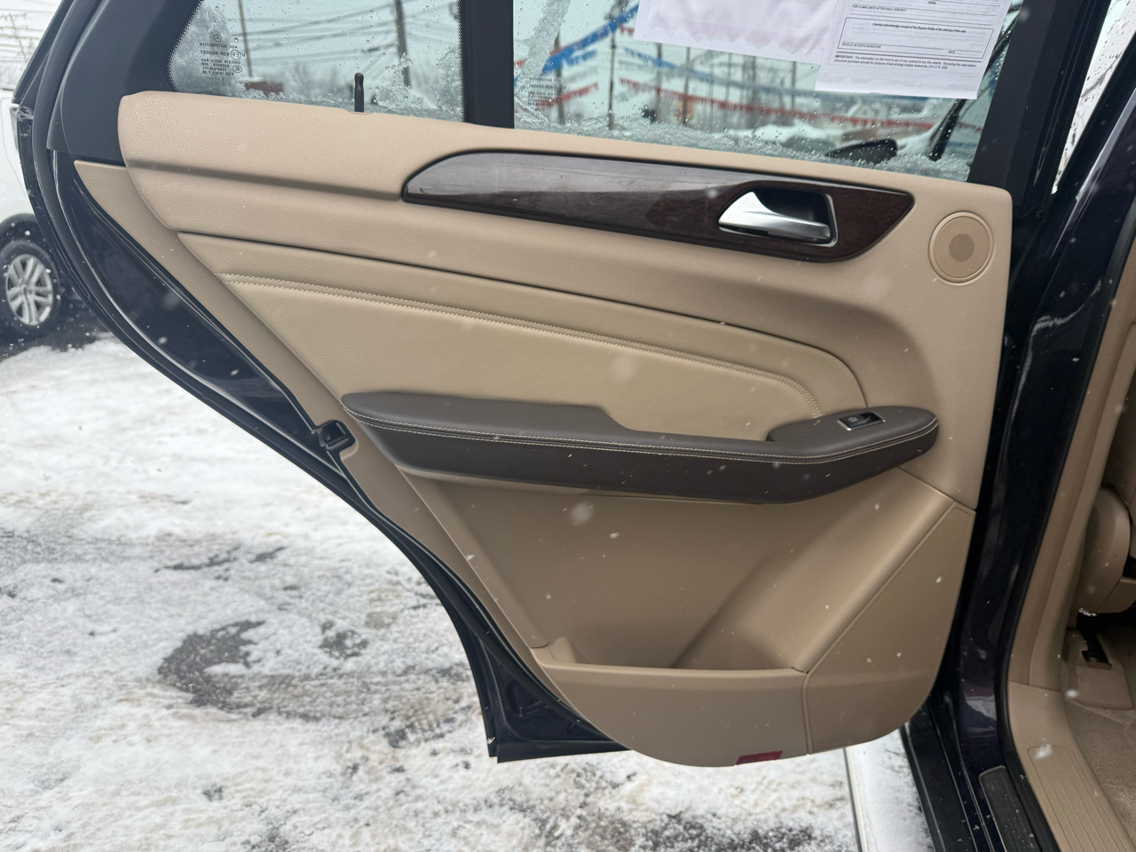 Mercedes-Benz M-Class ML350 4MATIC 2012