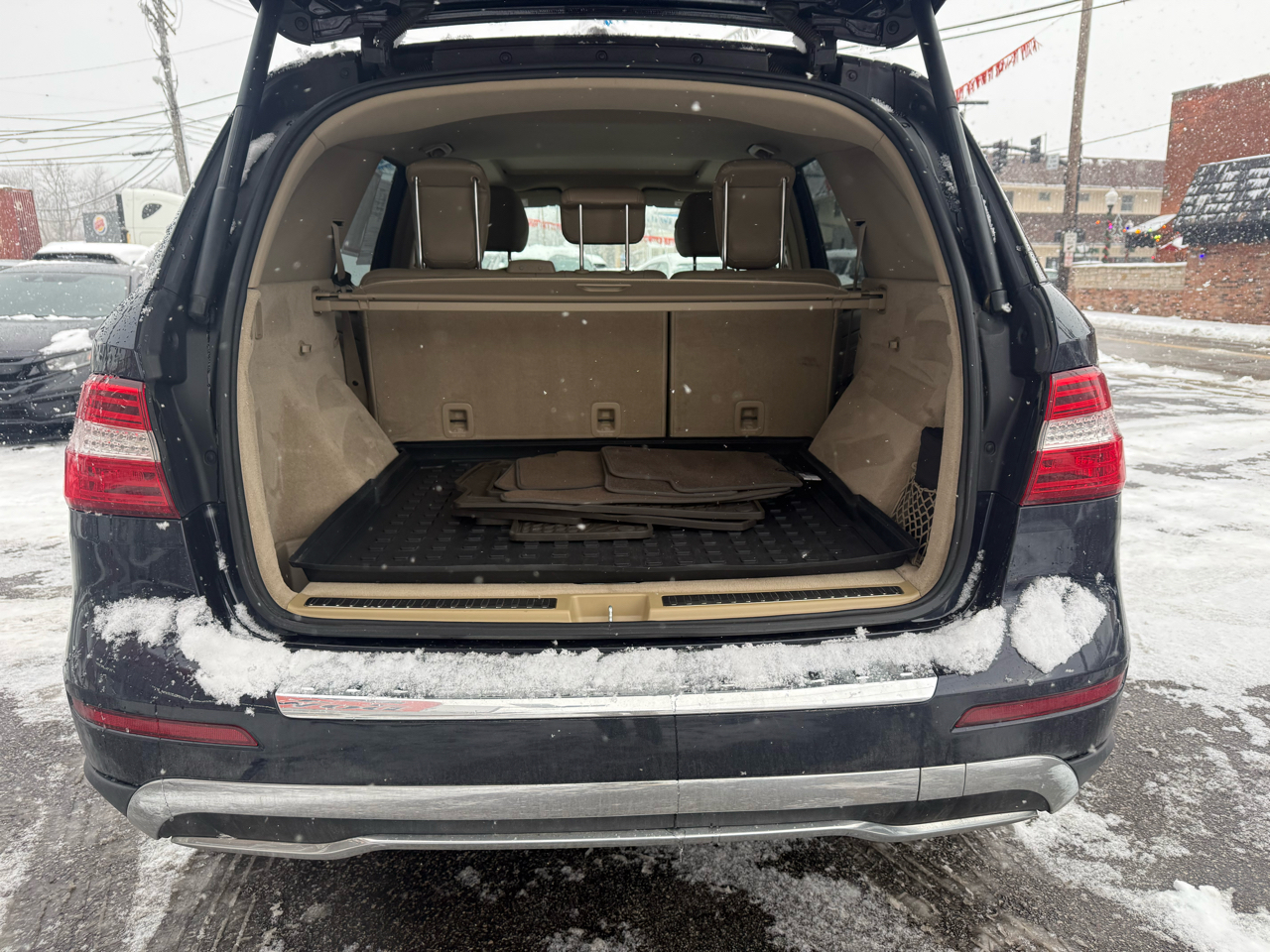 Mercedes-Benz M-Class ML350 4MATIC 2012