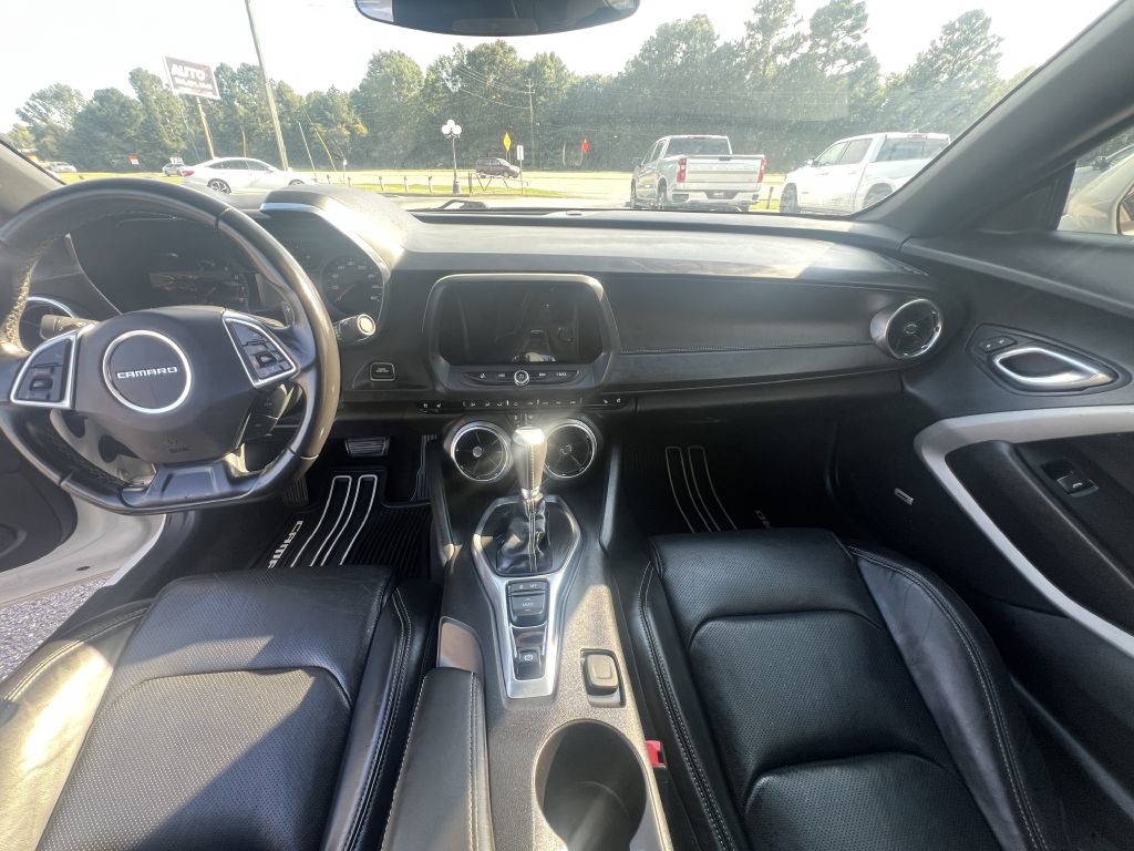 Chevrolet Camaro 2LT Coupe 8A 2018