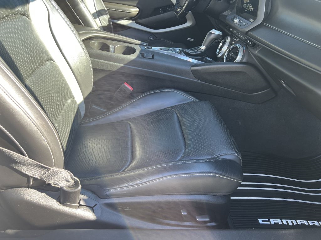 Chevrolet Camaro 2LT Coupe 8A 2018