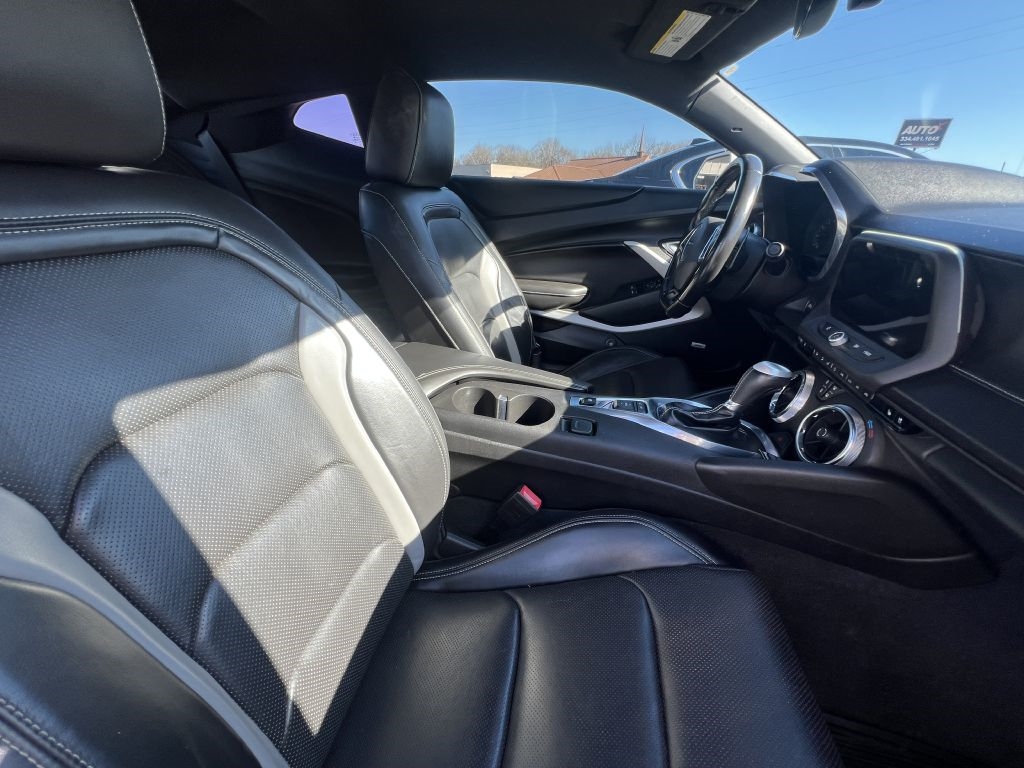 Chevrolet Camaro 2LT Coupe 8A 2018