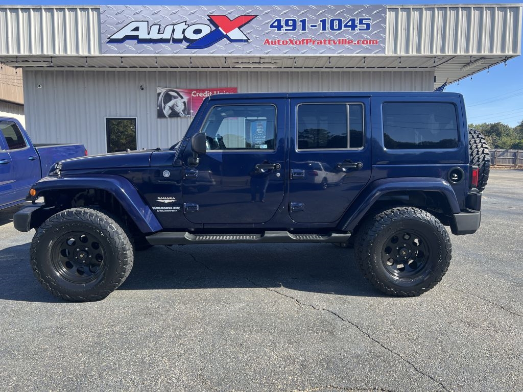 Jeep Wrangler Unlimited Sahara 4WD 2013 Jeep Wrangler Unlimited Sahara 4WD 2013