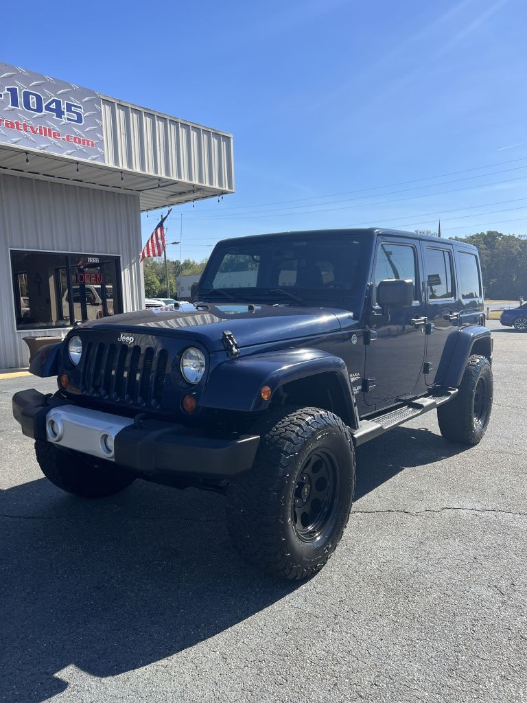 Jeep Wrangler Unlimited Sahara 4WD 2013 Jeep Wrangler Unlimited Sahara 4WD 2013