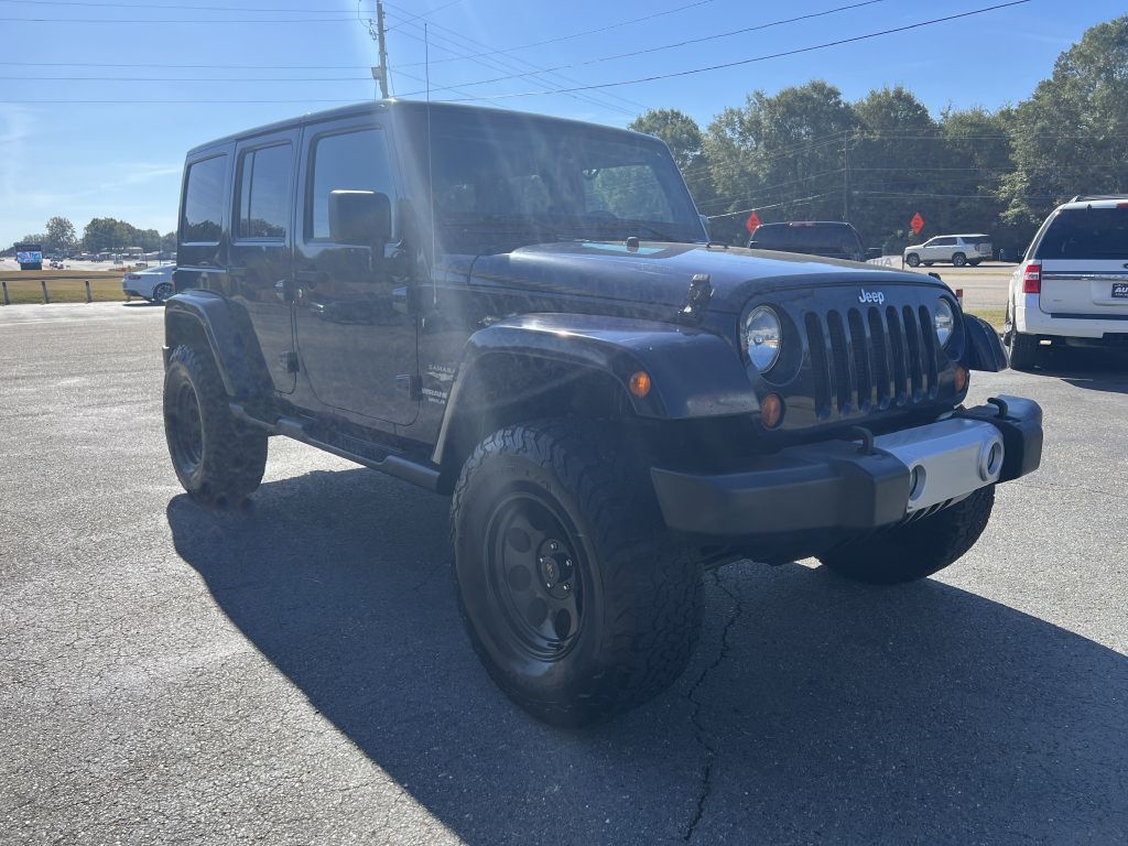 Jeep Wrangler Unlimited Sahara 4WD 2013 Jeep Wrangler Unlimited Sahara 4WD 2013