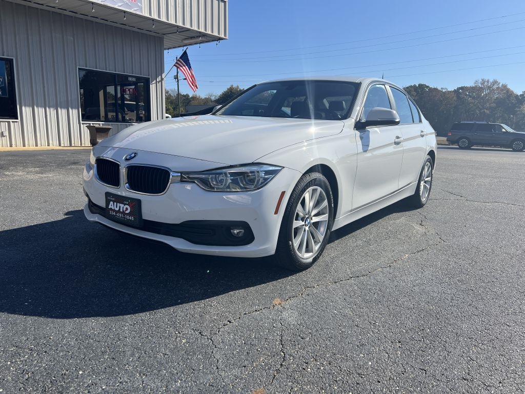 2018 BMW 3-Series 320i xDrive Sedan