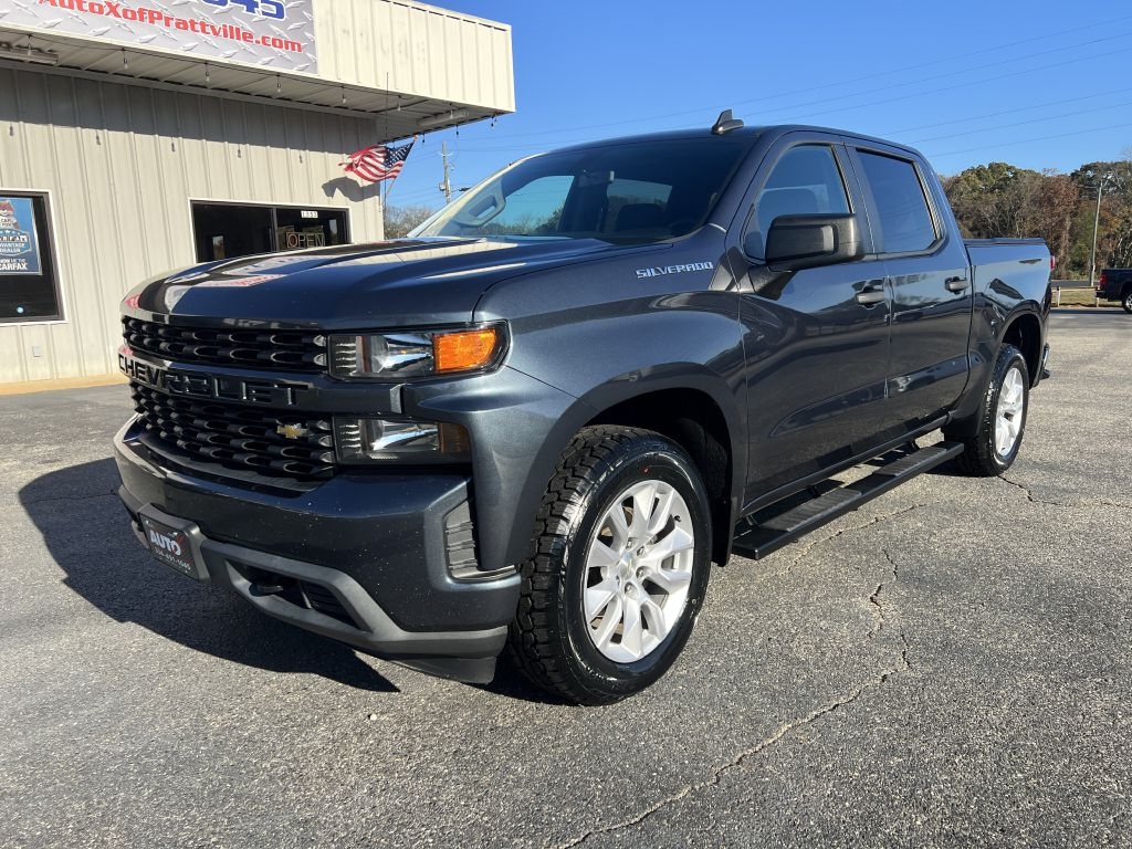 2020 Chevrolet Silverado 1500 Custom Crew Cab Long Box 2WD