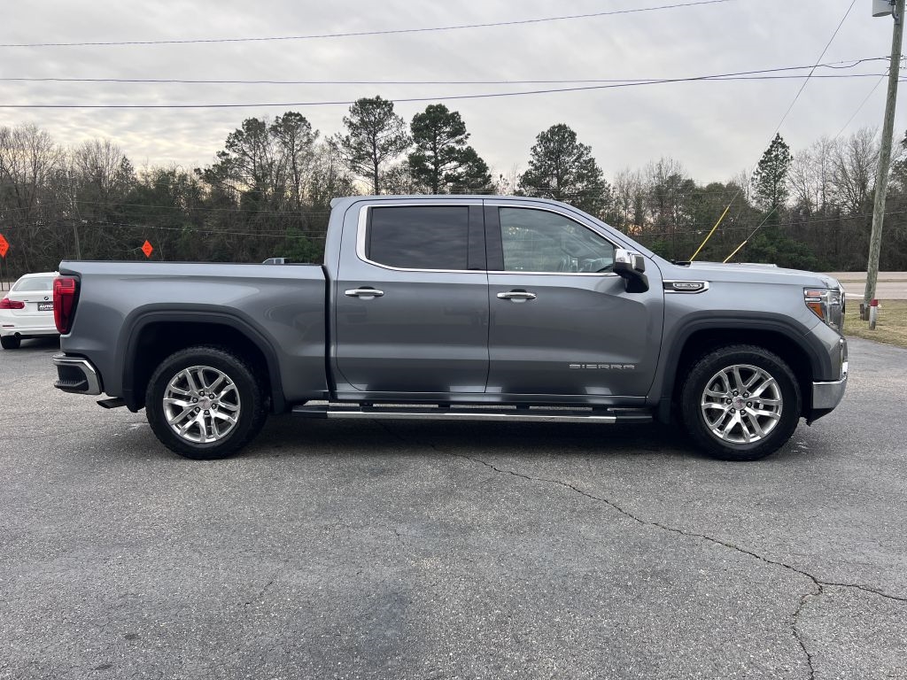 GMC Sierra SLT Crew Cab Short Box 2WD 2020