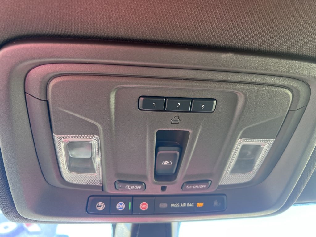 GMC Sierra SLT Crew Cab Short Box 2WD 2020