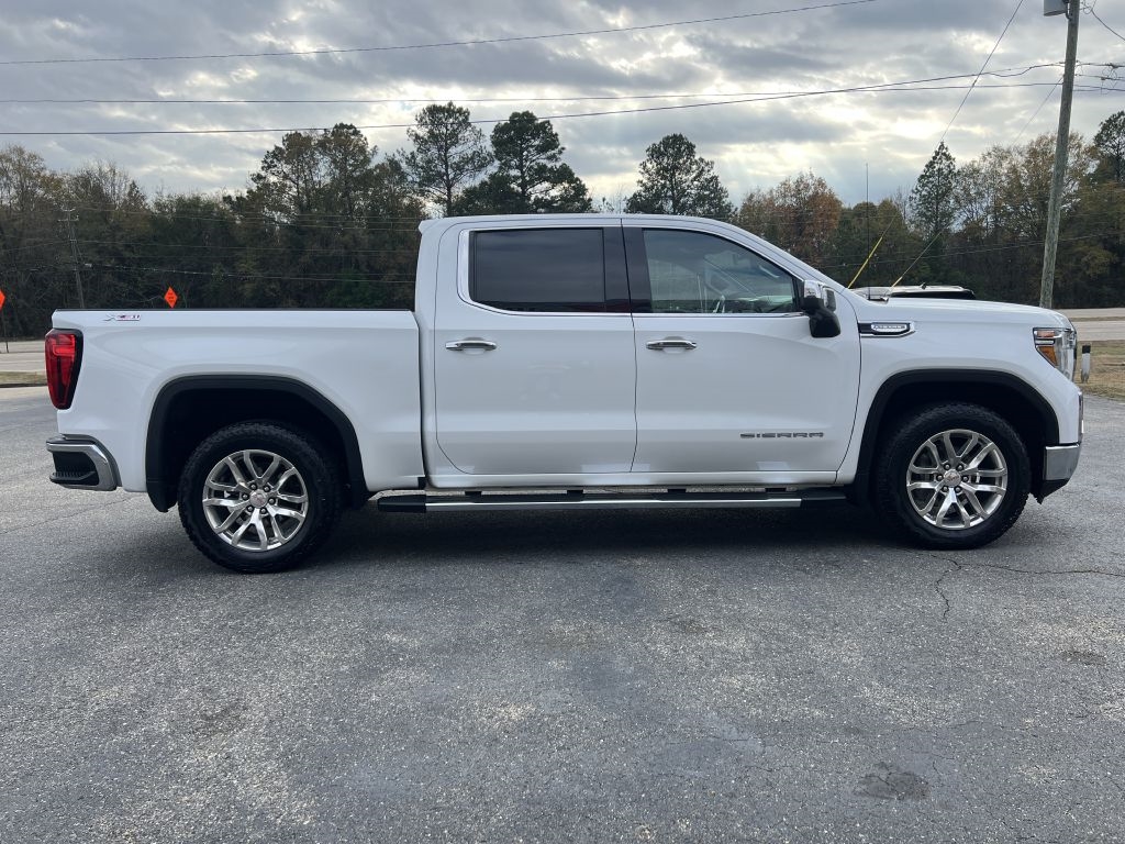 GMC Sierra 1500 Limited SLT Crew Cab Short Box 4WD 2022