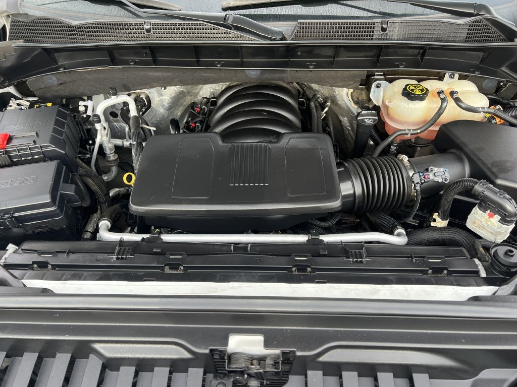 GMC Sierra 1500 Limited SLT Crew Cab Short Box 4WD 2022