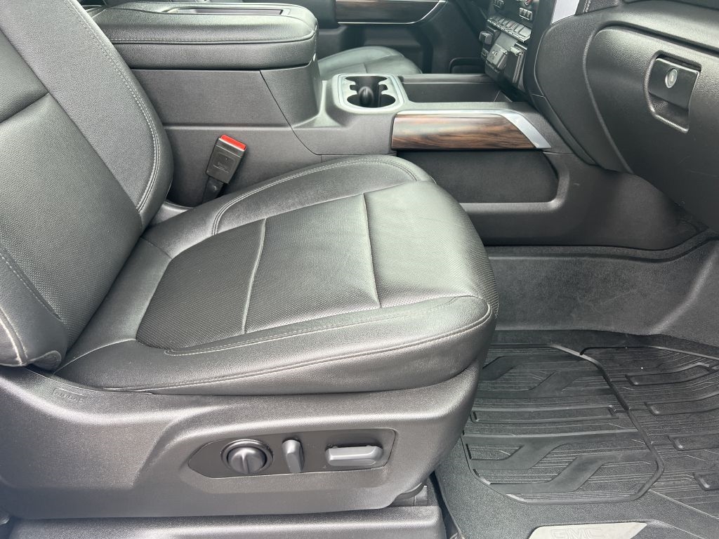 GMC Sierra 1500 Limited SLT Crew Cab Short Box 4WD 2022