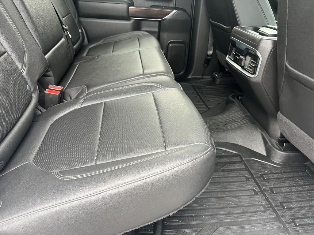 GMC Sierra 1500 Limited SLT Crew Cab Short Box 4WD 2022