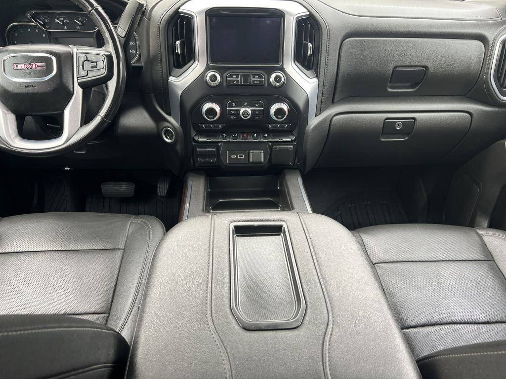 GMC Sierra 1500 Limited SLT Crew Cab Short Box 4WD 2022