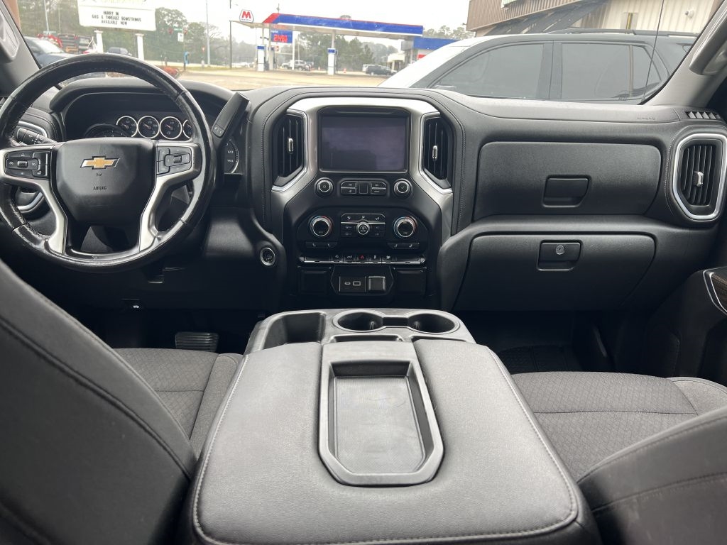 Chevrolet Silverado 1500 LT Crew Cab 2WD 2021