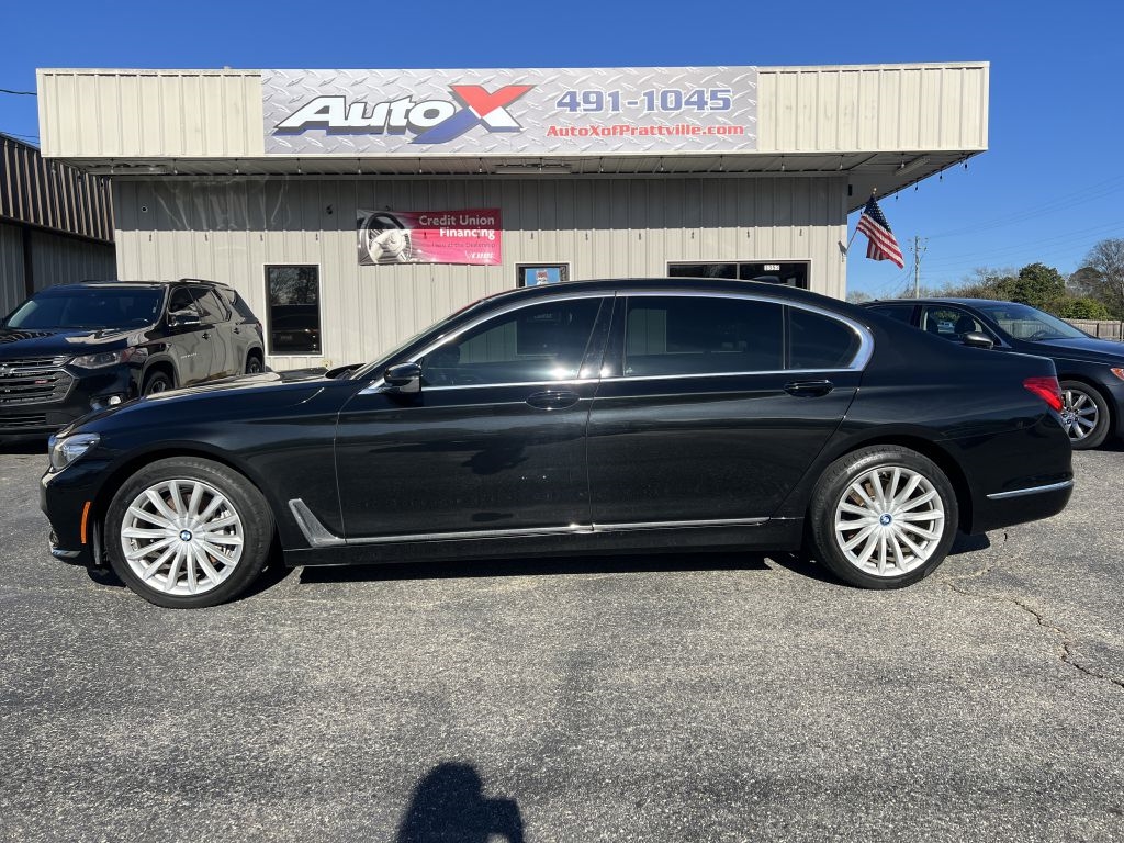 BMW 7-Series 740i 2019