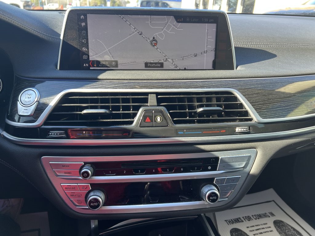 BMW 7-Series 740i 2019